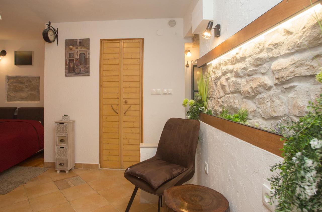 Apartment Natalia Old Town Split Exterior photo